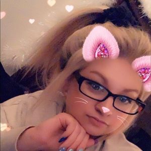 Meet your Posher, Haley